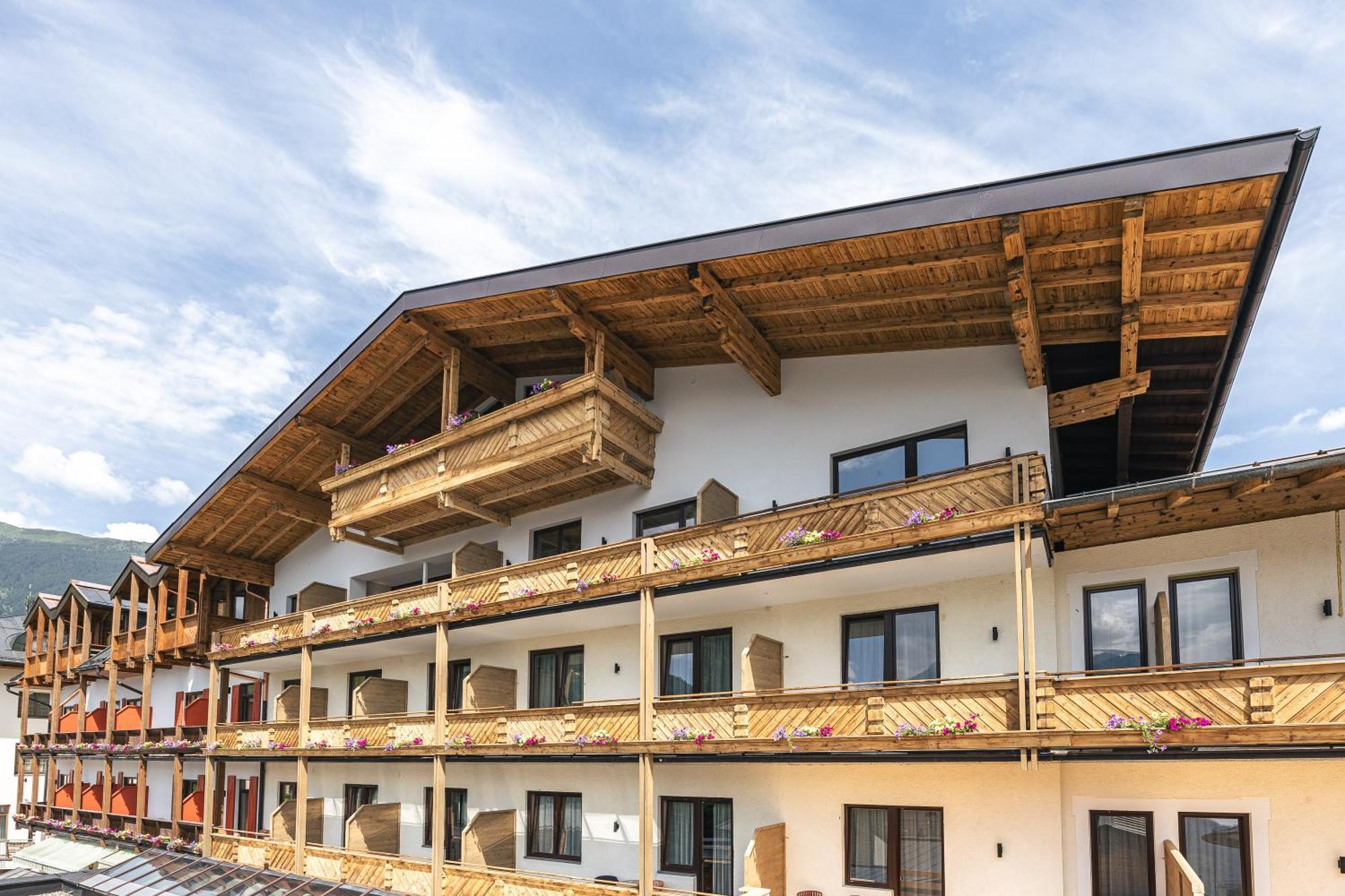 Hotel Neue Post Zell am See Extérieur photo